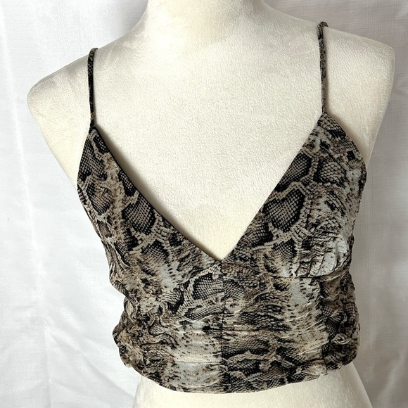 PAPEROC SNAKE PRINT CROP CAMI TOP, sz L - Picture 1 of 7